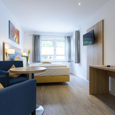 Hotel Boddenhus Garni 징스트 외부 사진