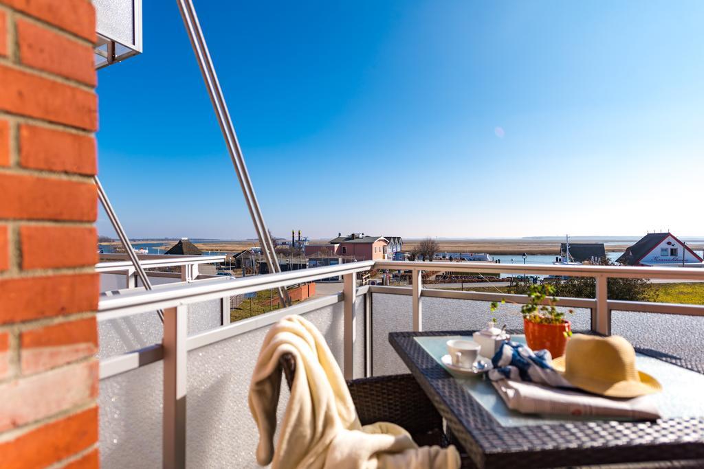 Hotel Boddenhus Garni 징스트 외부 사진